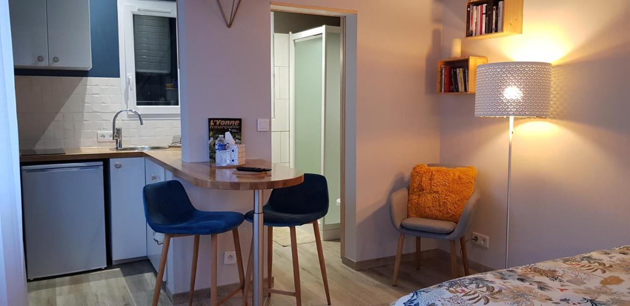 Agreable Petite Maison Proche Joigny Chamvres Ngoại thất bức ảnh